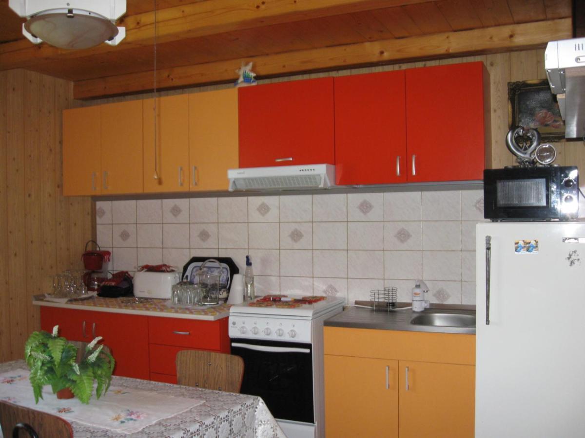 Podina Guest House Poiana Horea Екстериор снимка