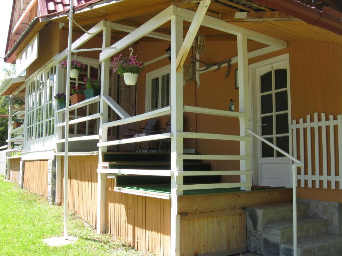 Podina Guest House Poiana Horea Екстериор снимка